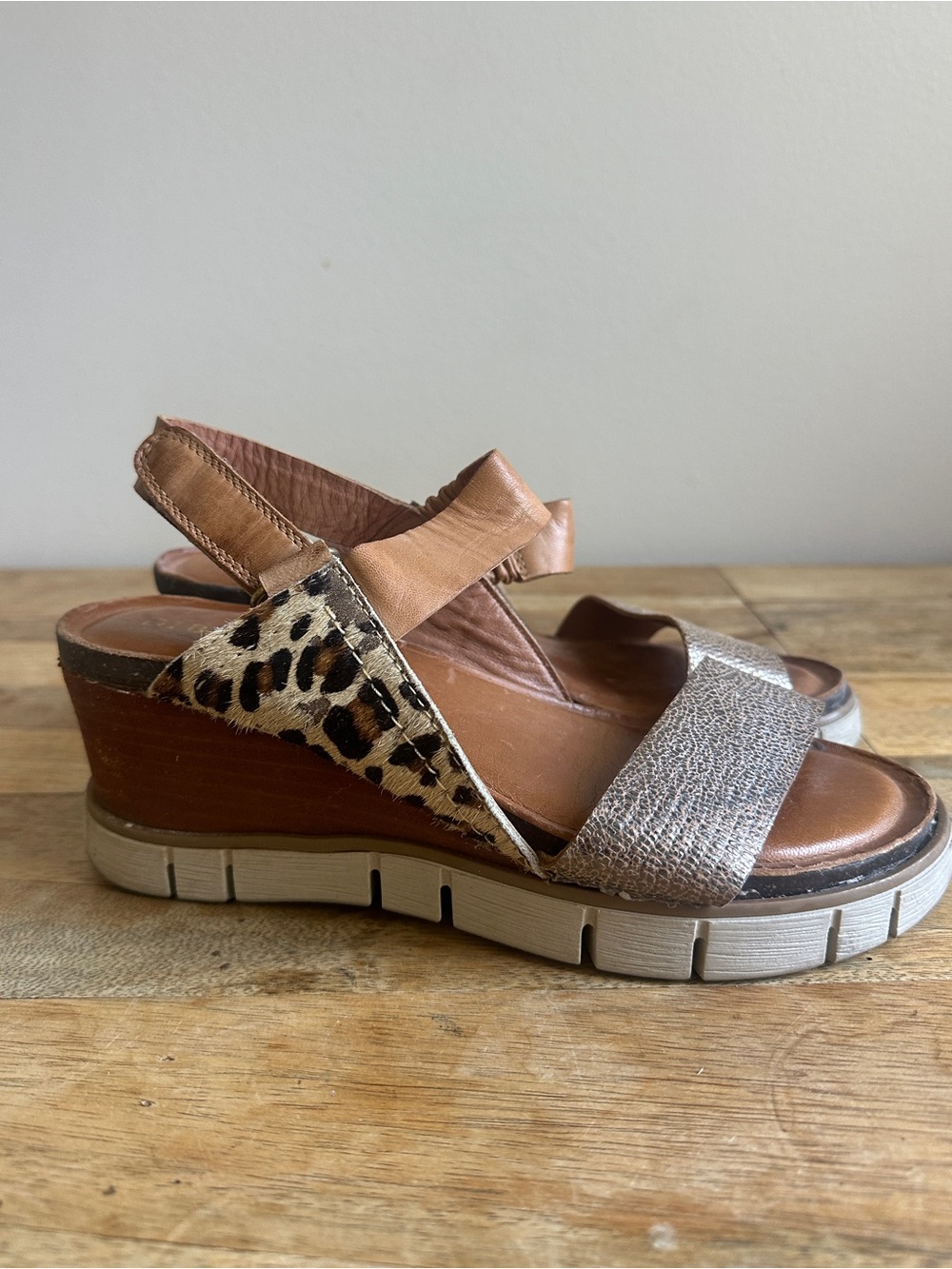 Wedge Sandal with Leopard Accent in Tan and Metallic